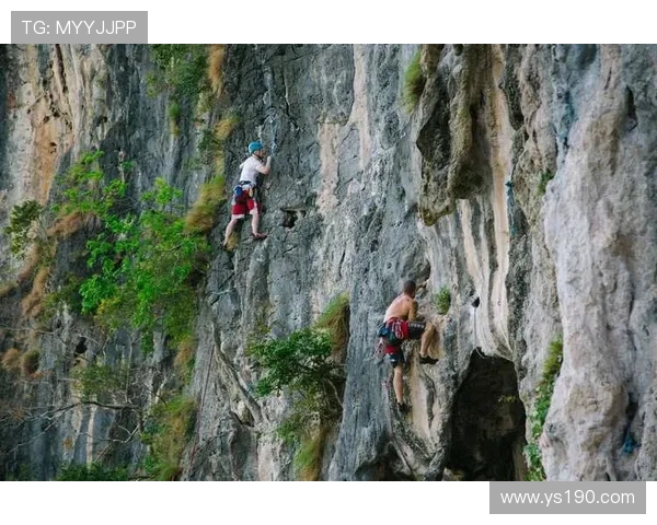 张军亲授攀岩技巧与经验分享助你征服高峰之路