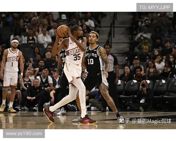 2007年NBA季后赛马刺与太阳的经典对决回顾与分析